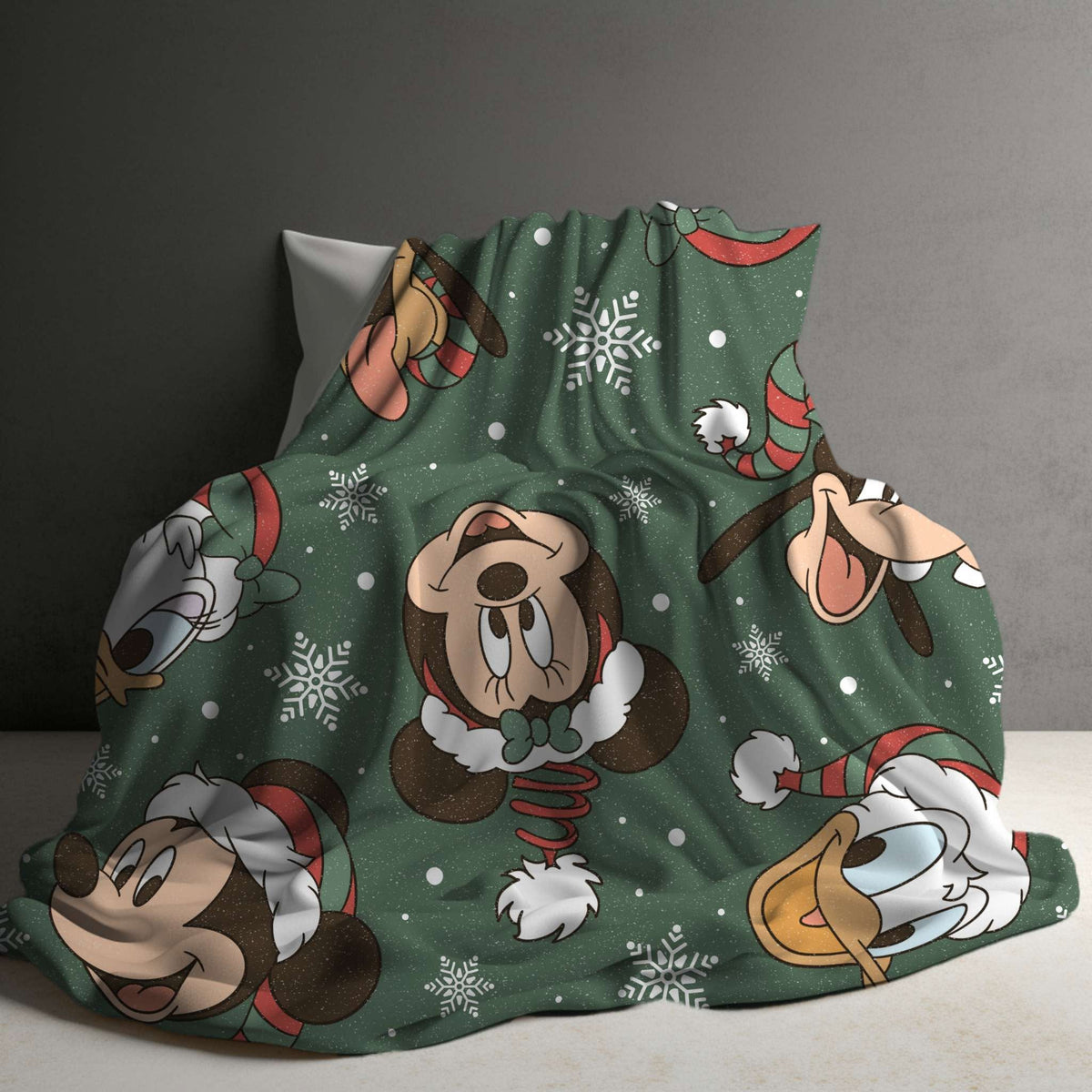 EXCLUSIVE BLANKETS CLOSING OCT 13TH