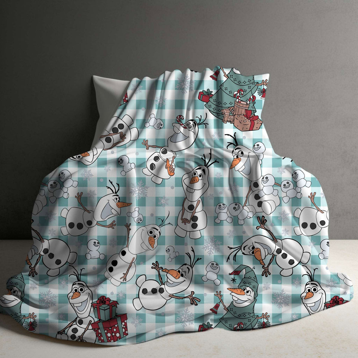 EXCLUSIVE BLANKETS CLOSING OCT 13TH